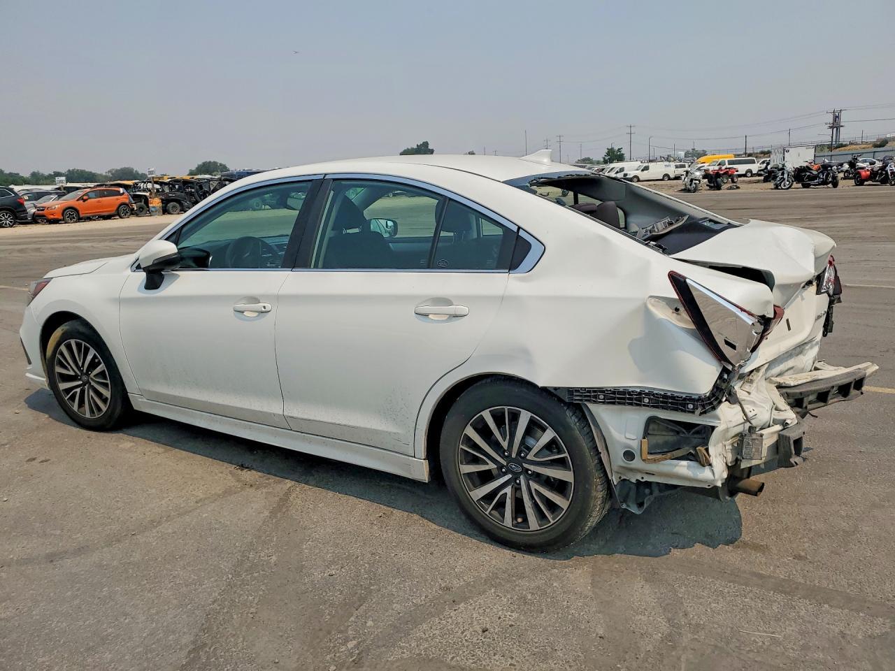 2018 Subaru Legacy 2.5I Premium - Image 2
