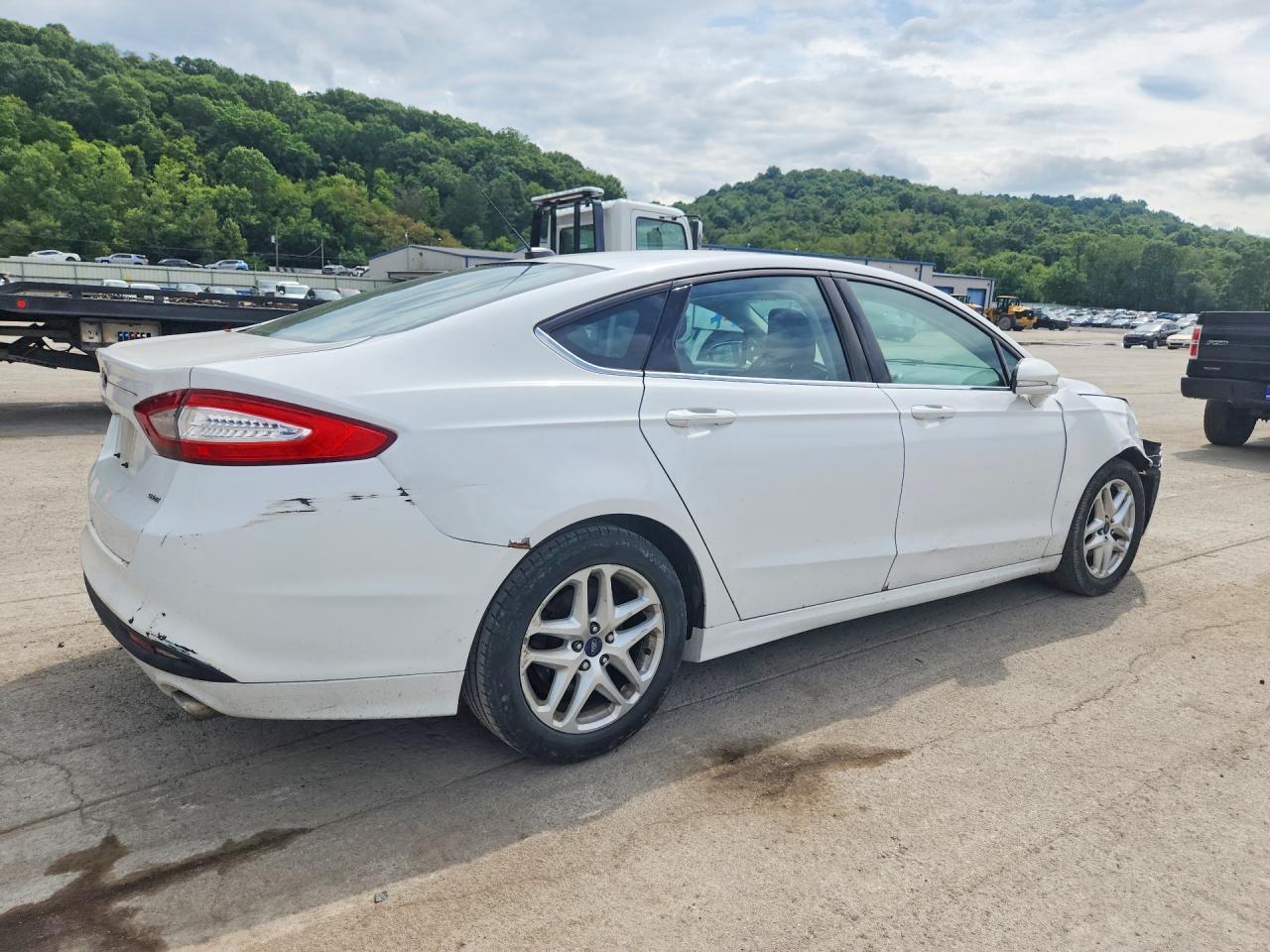 2014 Ford Fusion Se - Image 3