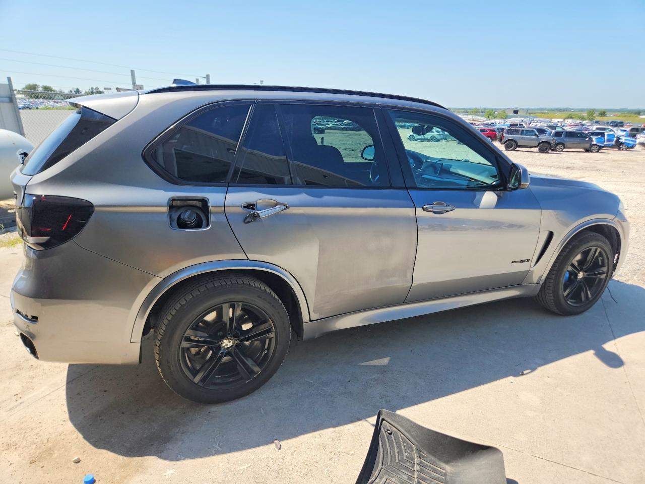2016 BMW X5 xDrive50I - Image 3
