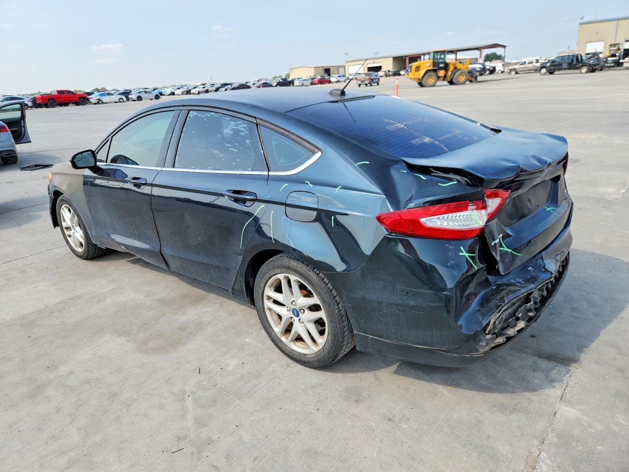 2014 Ford Fusion Se - Image 2