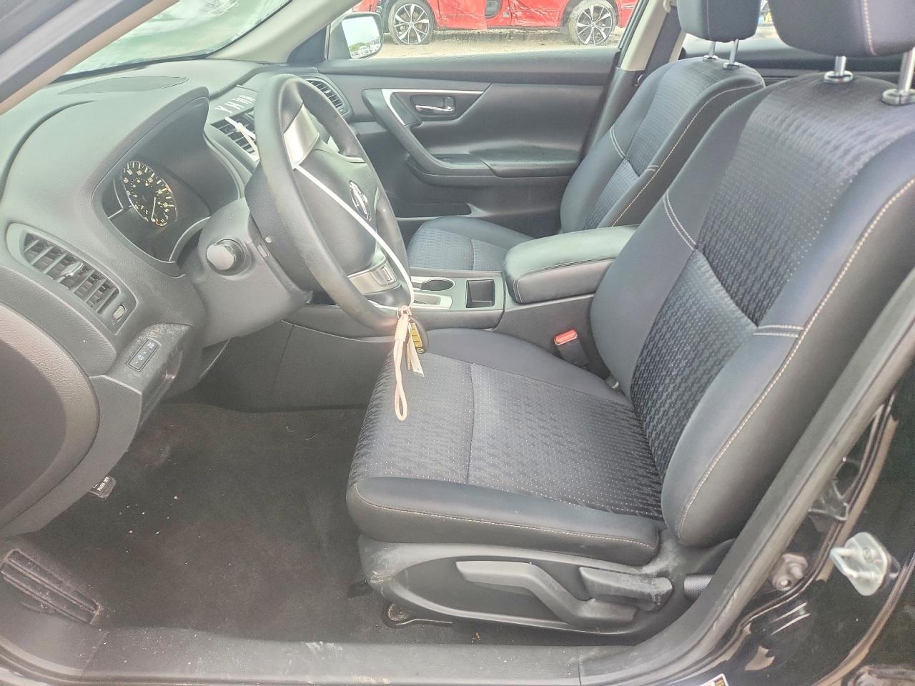 2016 Nissan Altima 2.5 - Фото 7