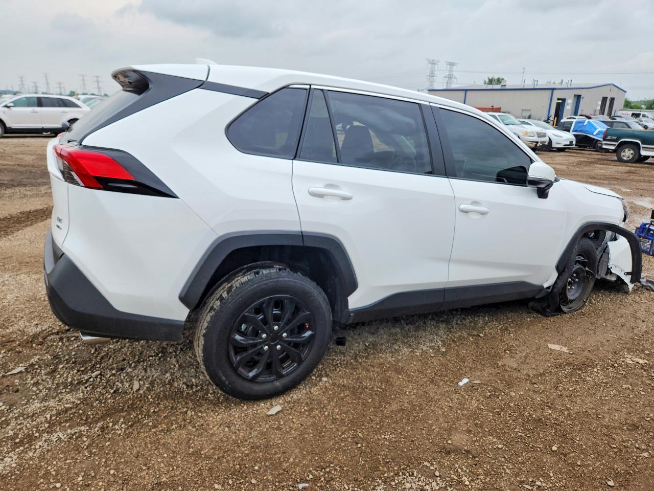 2025 Toyota Rav4 Le - Image 3