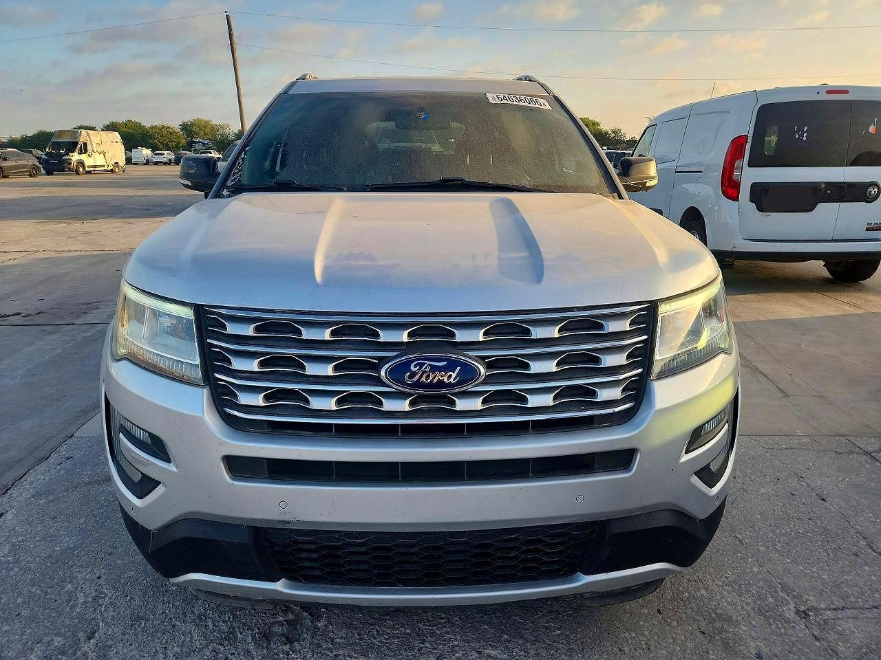 2017 Ford Explorer Xlt - Фото 5