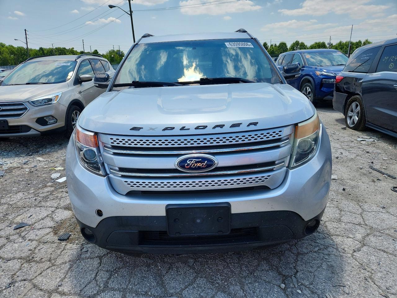 2015 Ford Explorer Xlt - Фото 5