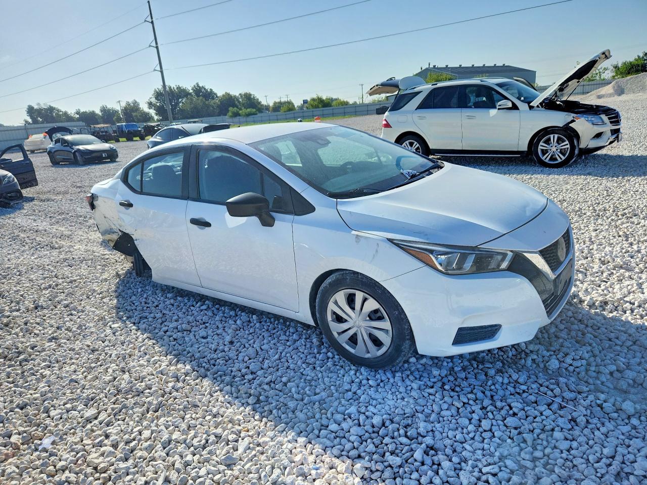 2021 Nissan Versa S - Фото 4