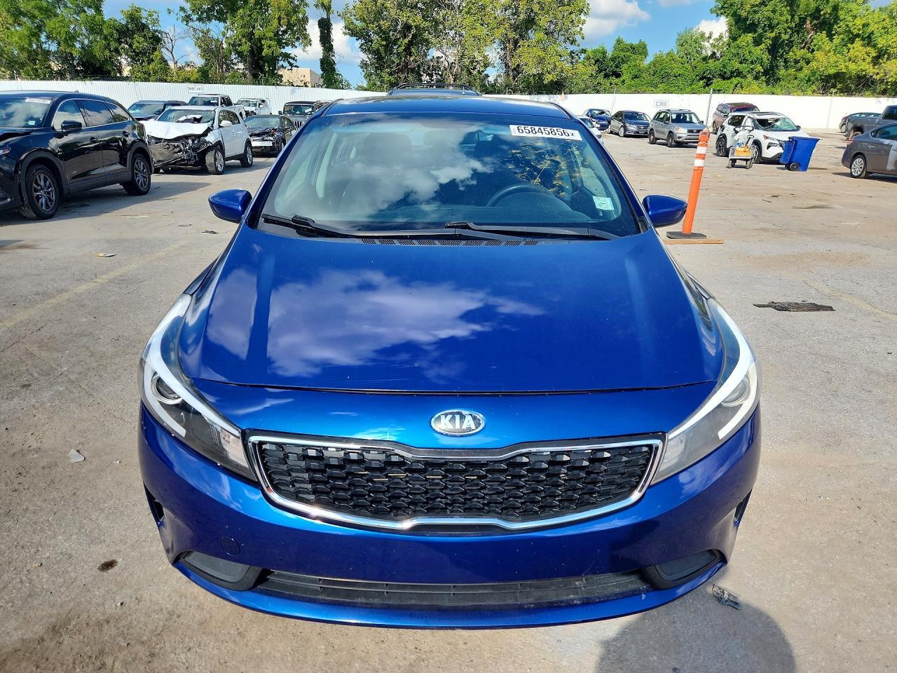 2017 Kia Forte Lx - Image 5
