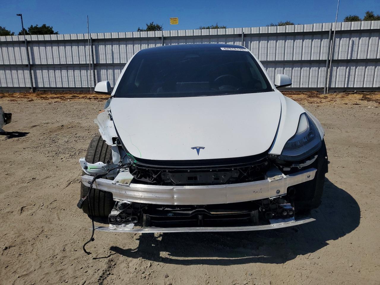 2022 Tesla Model 3 - Image 5