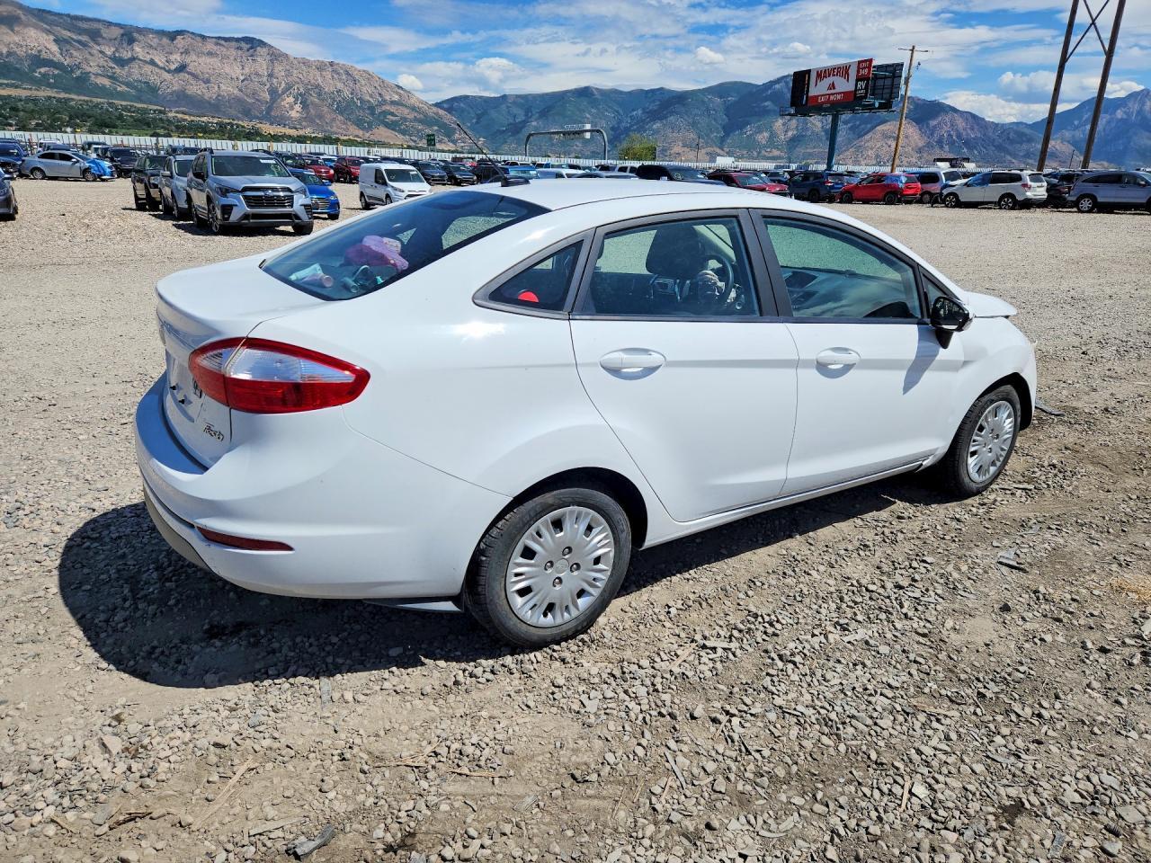 2019 Ford Fiesta S - Image 3