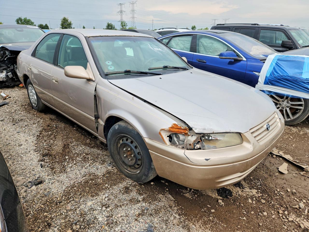 1999 Toyota Camry Le - Image 4