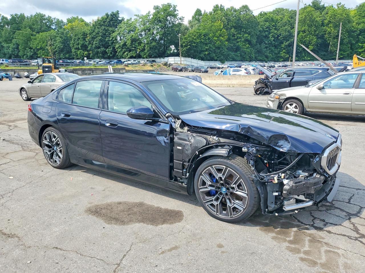 2025 BMW I5 xDrive 40 - Фото 4