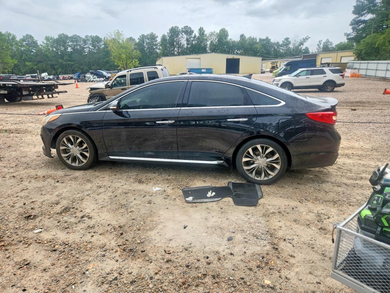 2017 Hyundai Sonata Limited 2.0T - Фото 2