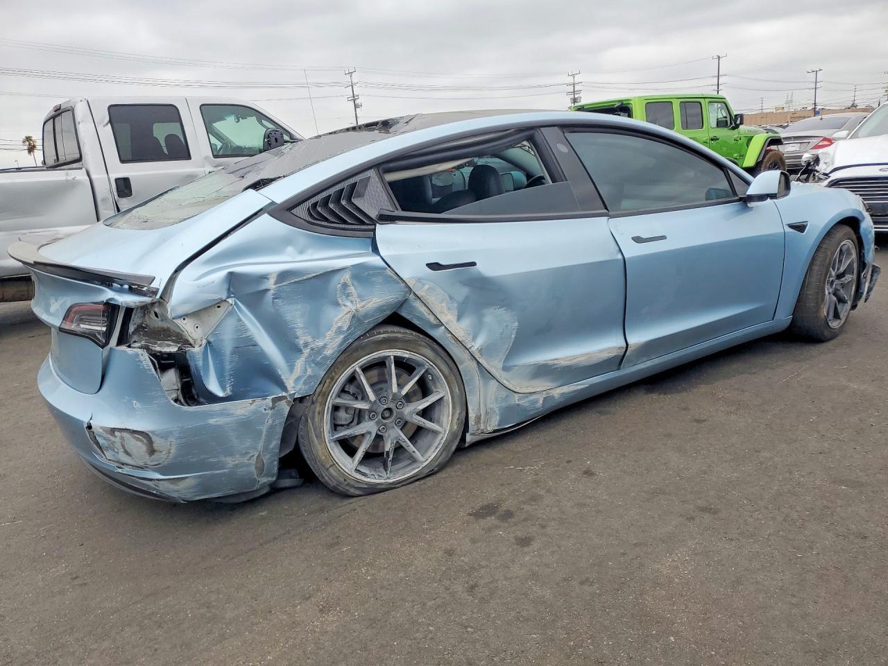 2021 Tesla Model 3 - Image 3