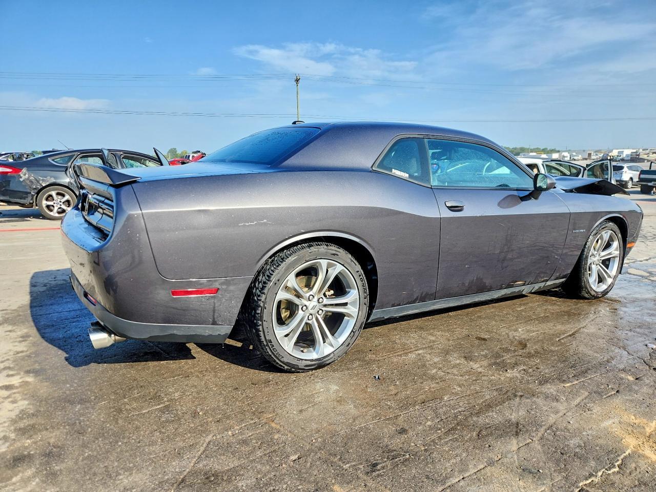 2021 Dodge Challenger R/T - Фото 3