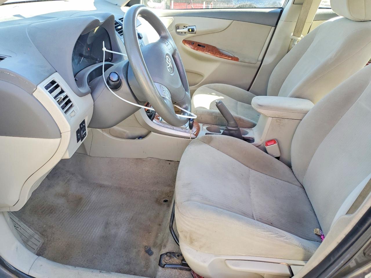 2010 Toyota Corolla Xle - Фото 7