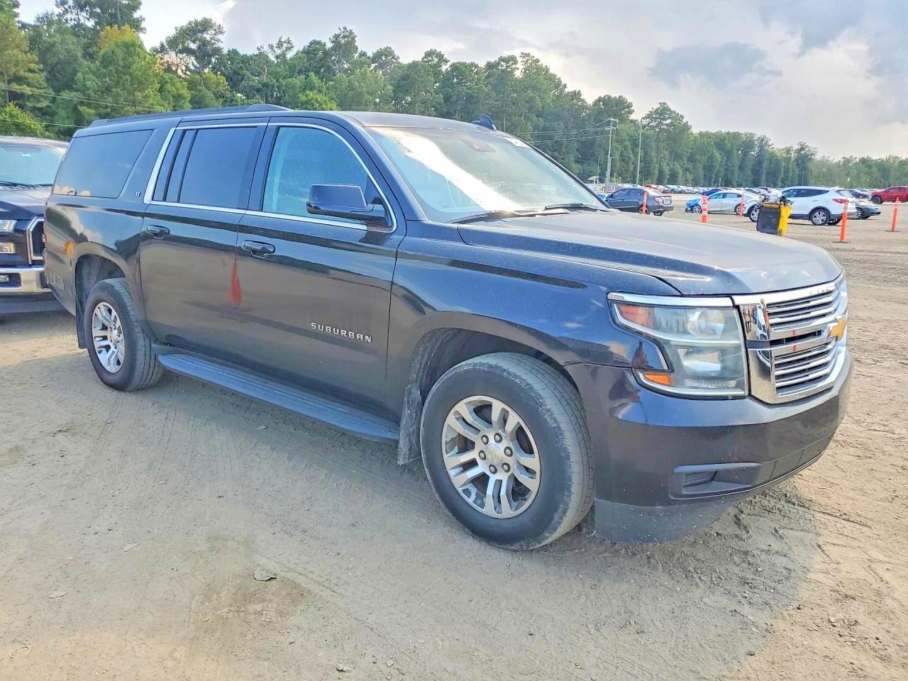 2020 Chevrolet Suburban C1500 Lt - Фото 4
