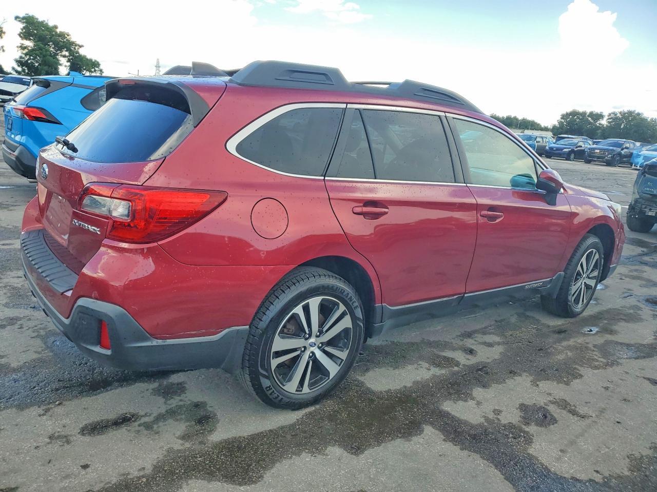 2019 Subaru Outback 2.5I Limited - Image 3