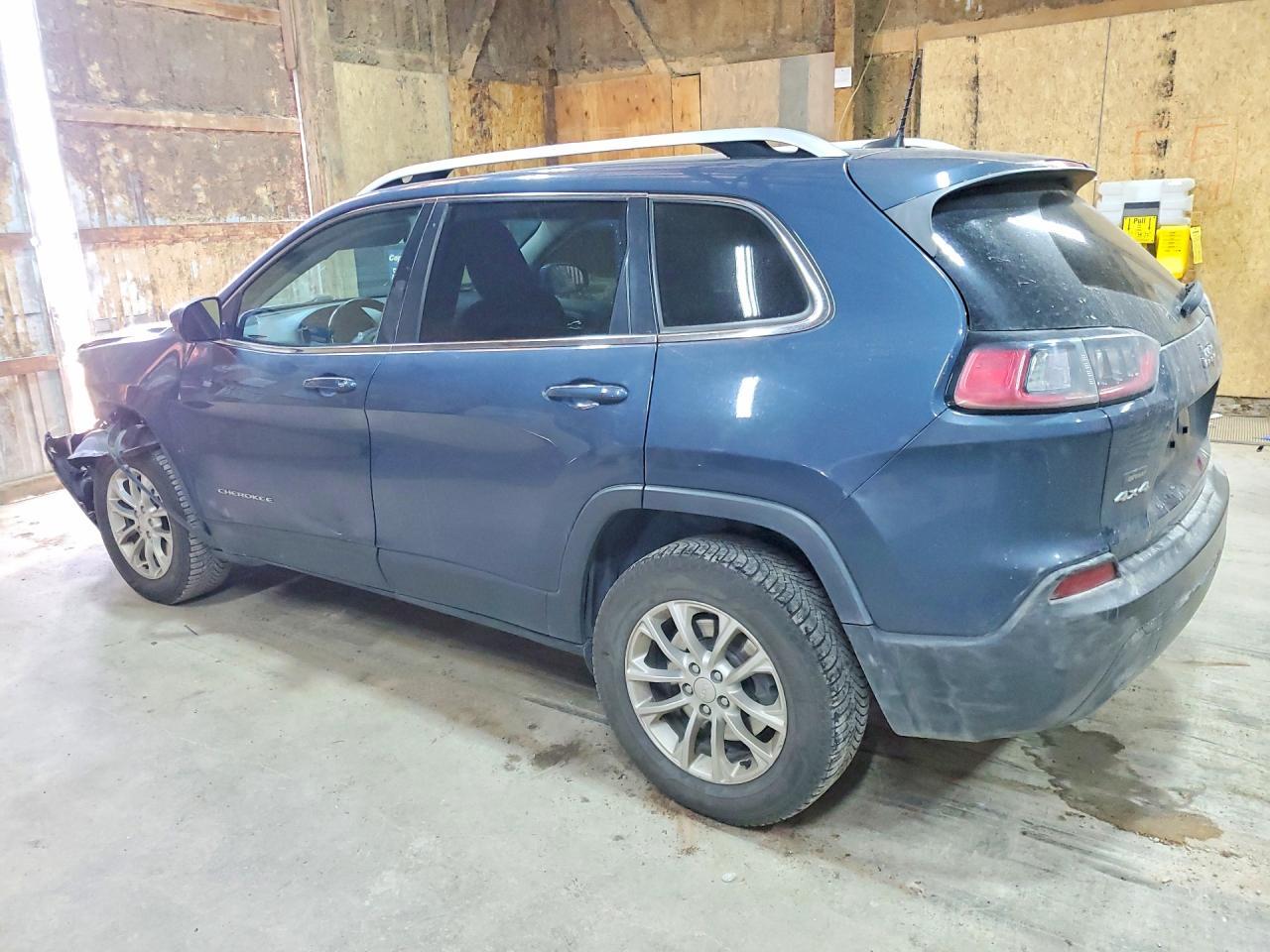2019 Jeep Cherokee Latitude - Фото 2