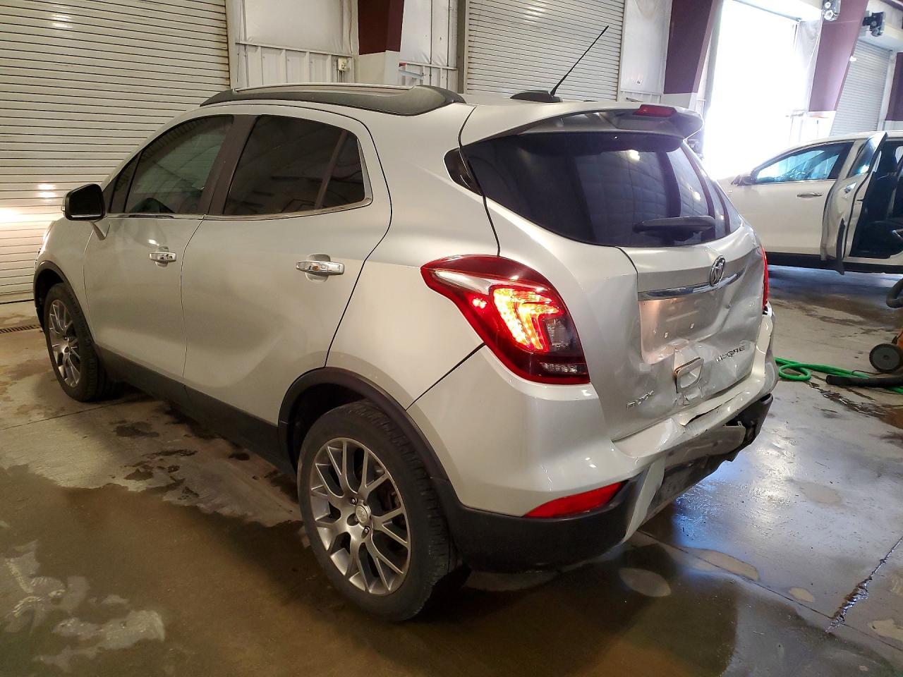 2017 Buick Encore Sport Touring - Фото 2