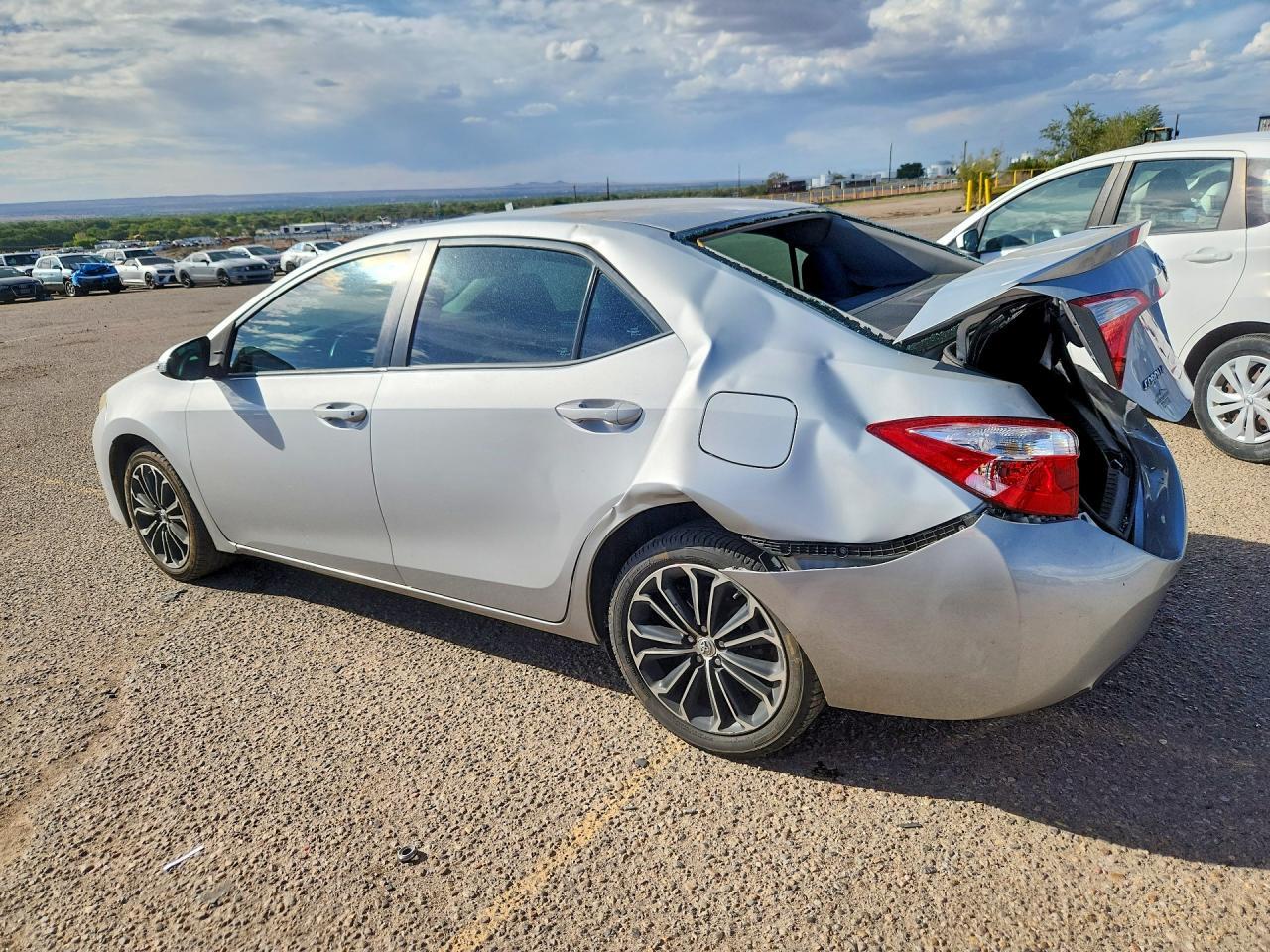 2016 Toyota Corolla S Plus - Фото 2
