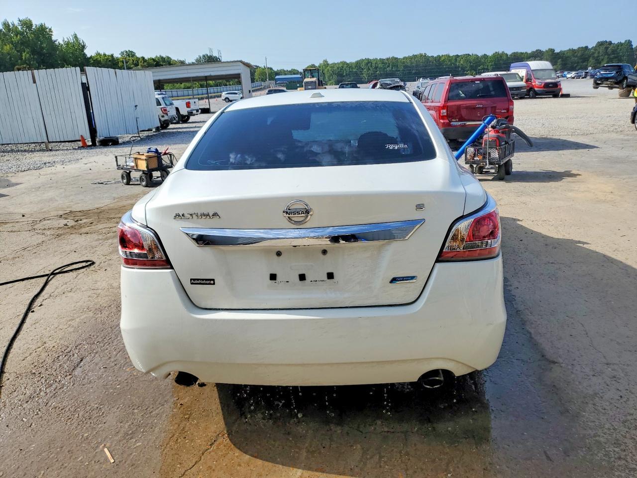 2014 Nissan Altima 2.5 S - Фото 6