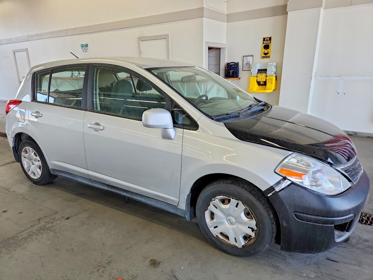 2012 Nissan Versa 1.8 S - Image 4