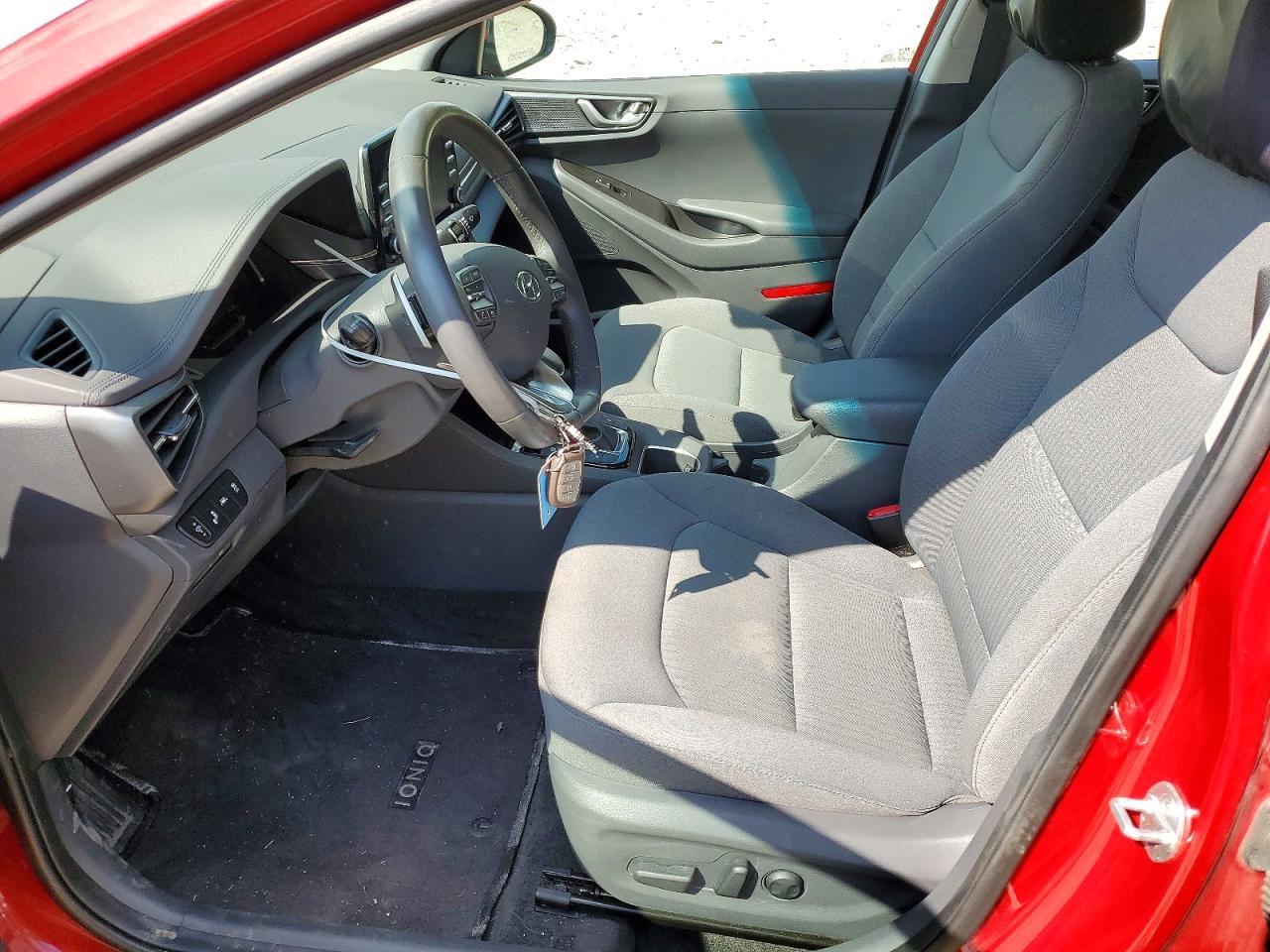 2022 Hyundai Ioniq Se - Фото 7