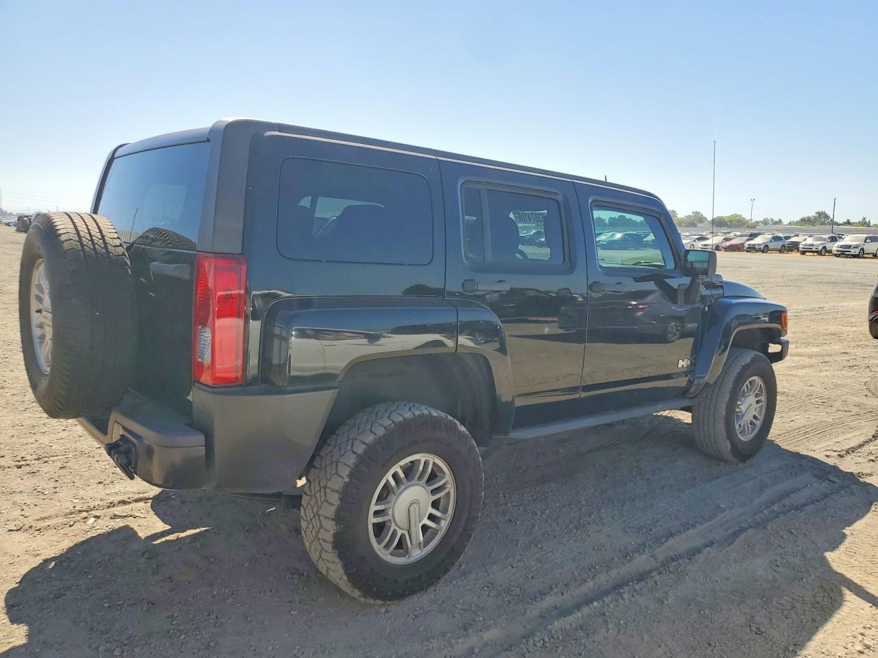2008 Hummer H3 - Image 3