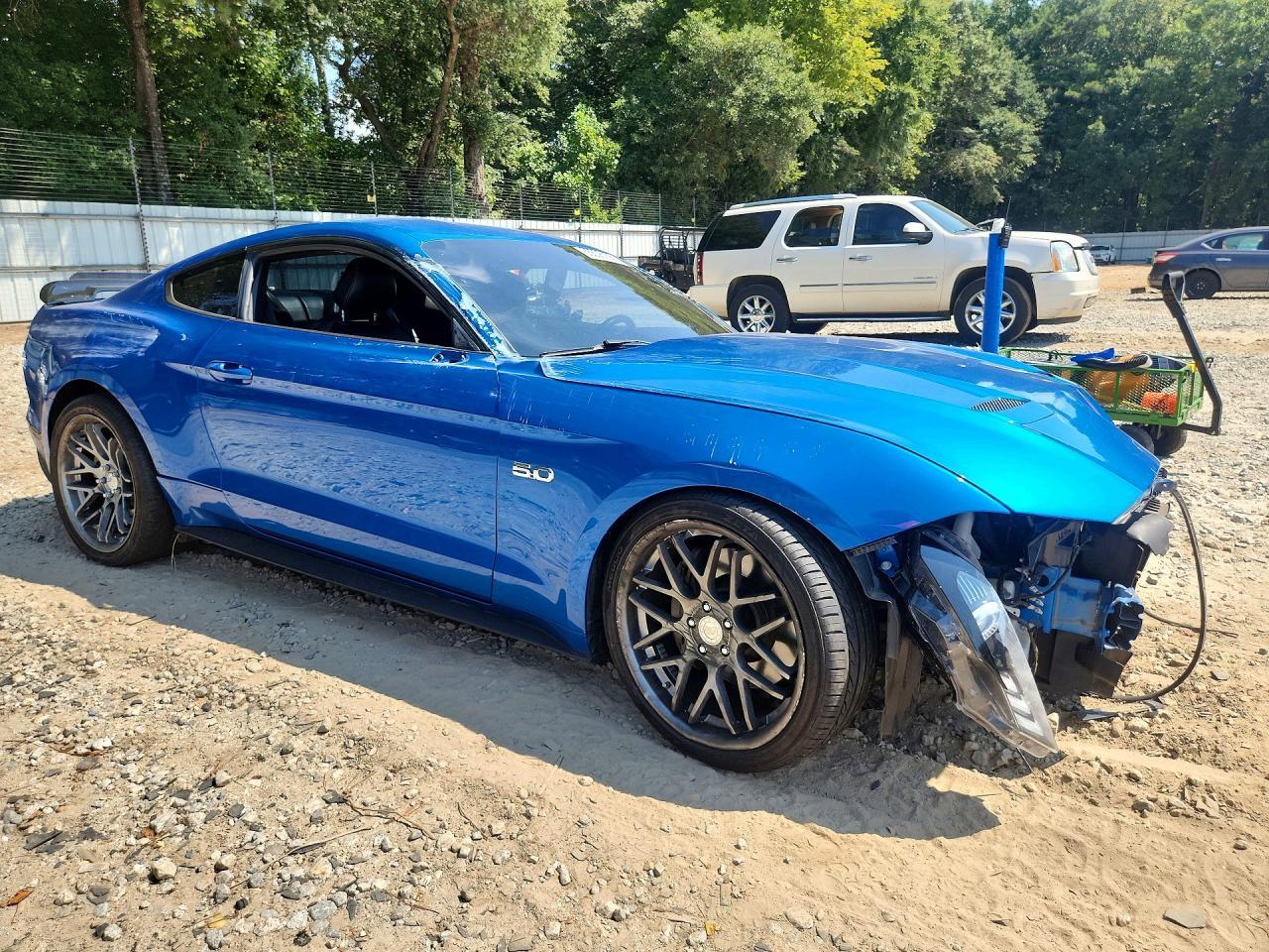2020 Ford Mustang Gt - Фото 4