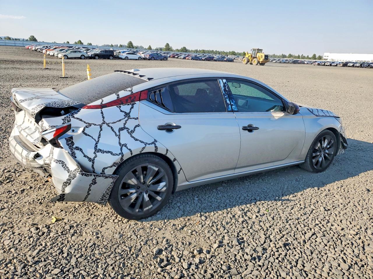 2022 Nissan Altima Sr - Фото 3