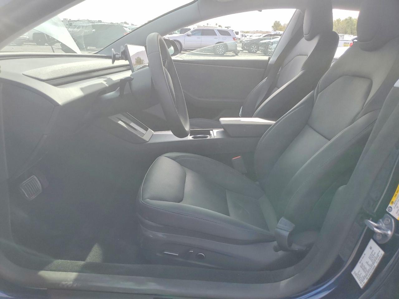 2026 Tesla Model 3 - Image 7