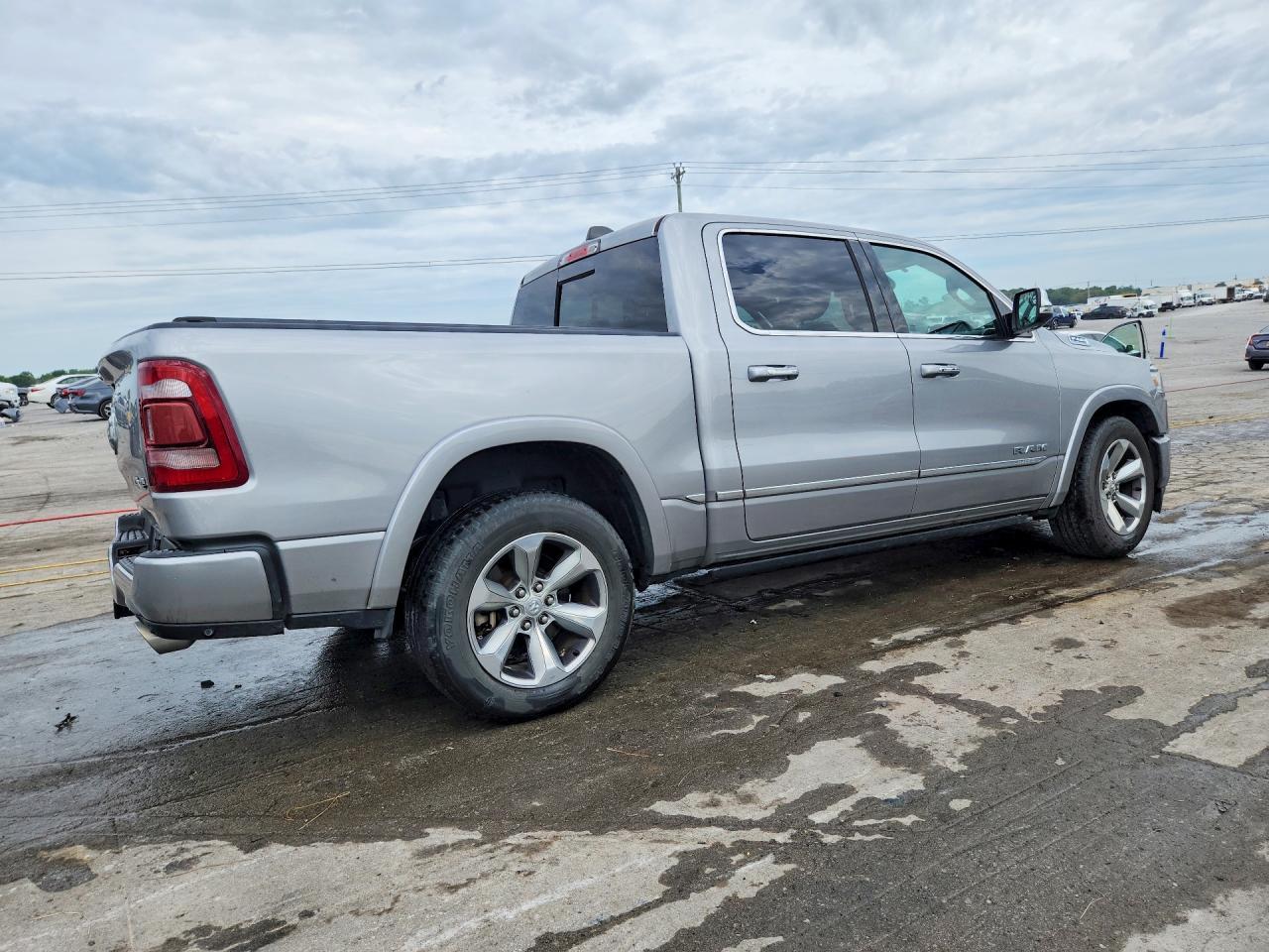 2021 Ram 1500 Limited - Фото 3