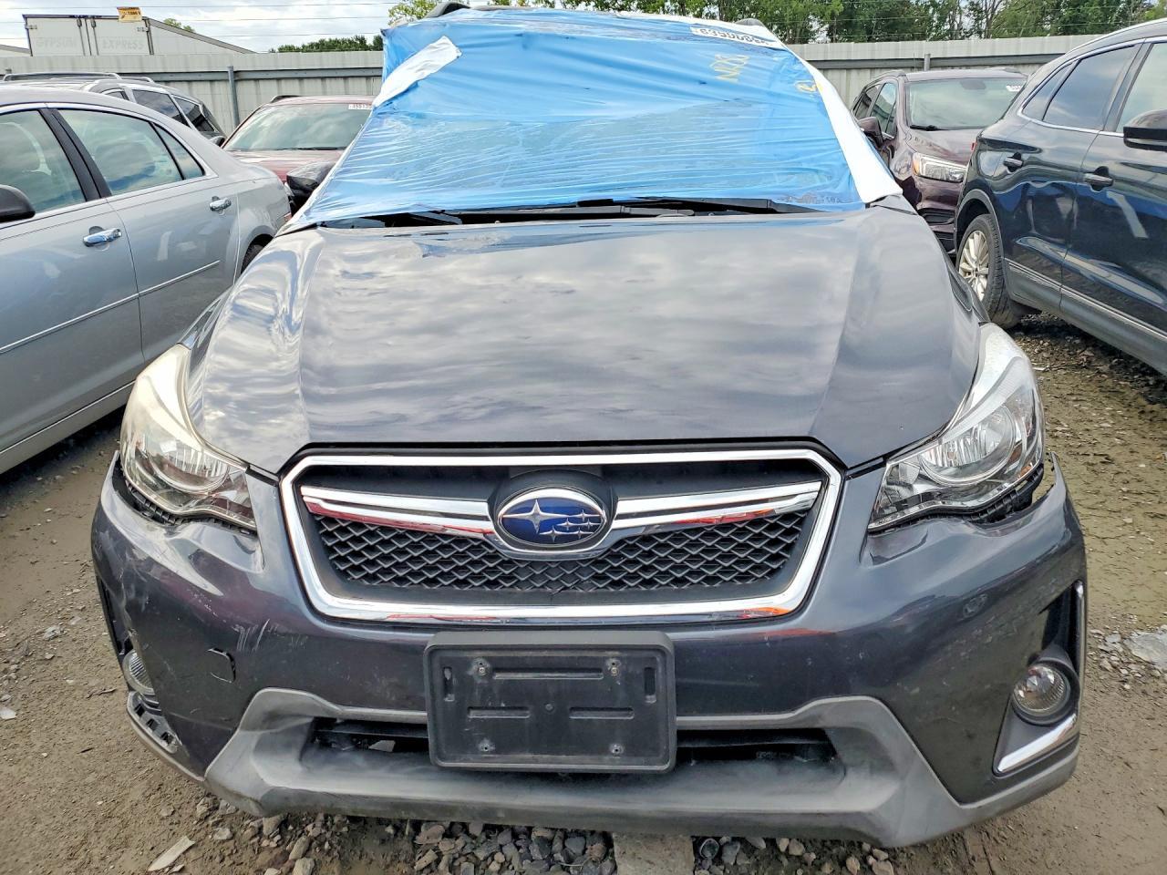 2017 Subaru Crosstrek Limited - Image 5