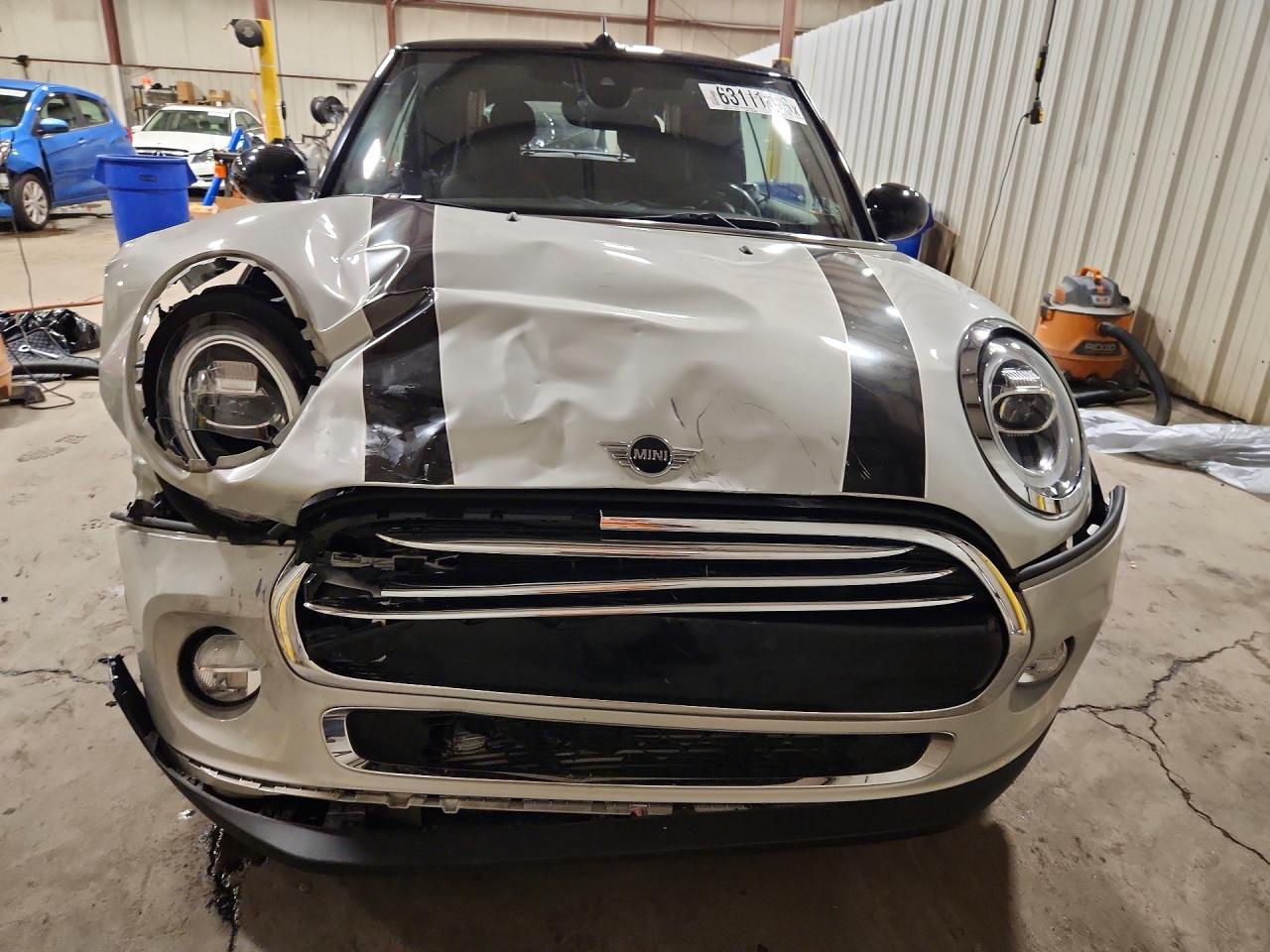 2019 Mini Cooper - Image 5