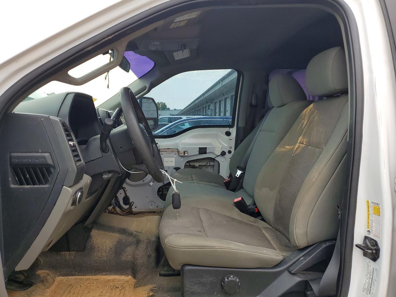 2020 Ford F250 Super Duty - Фото 7