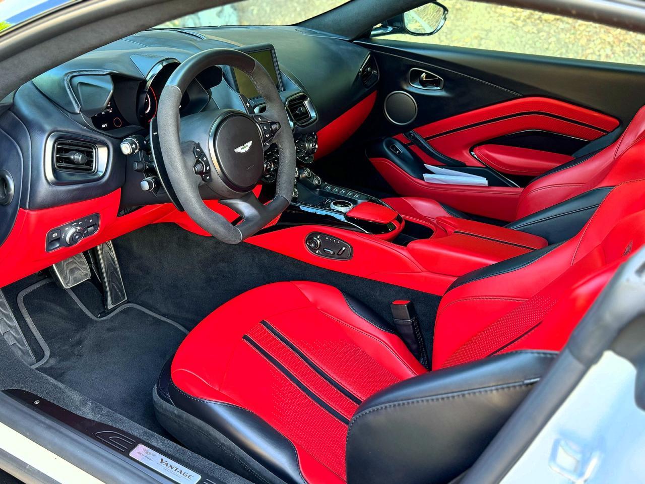 2023 Aston Martin Vantage - Фото 6