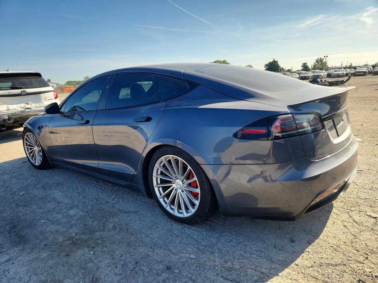 2023 Tesla Model S - Image 2