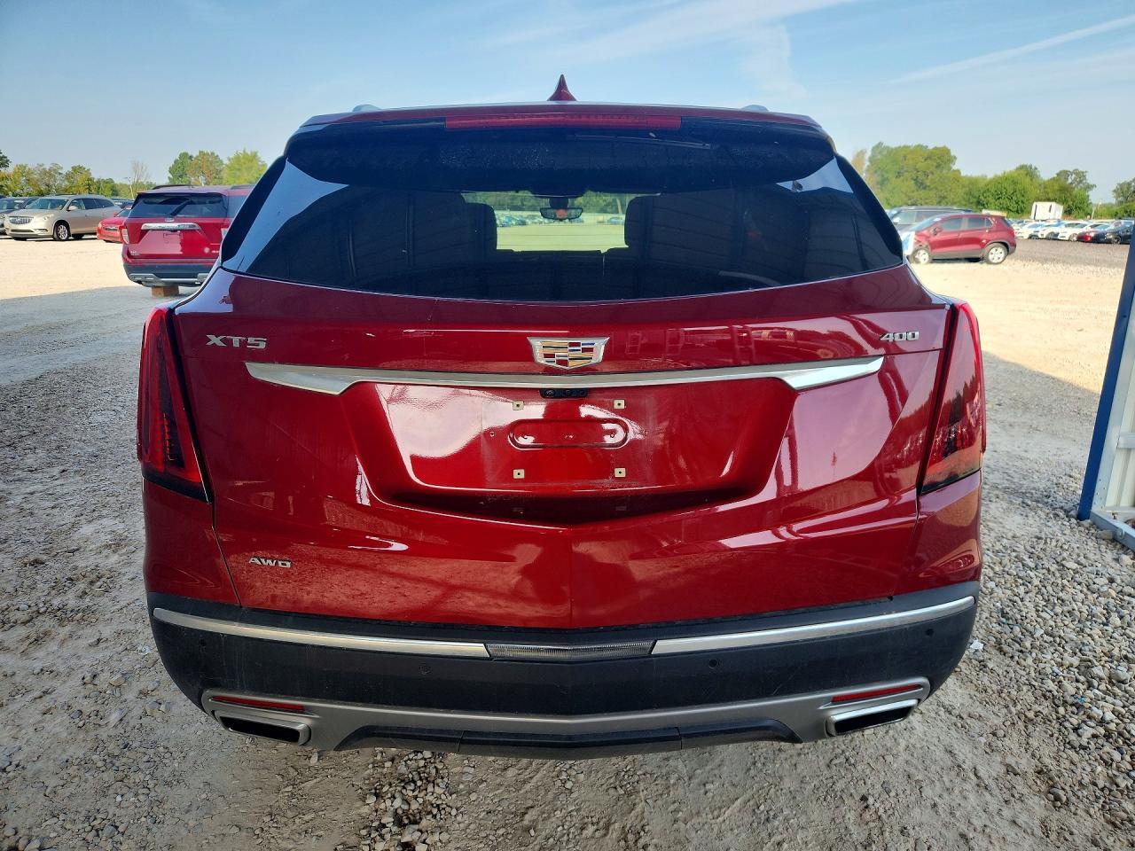2024 Cadillac Xt5 Platinum Premium Luxury - Image 6