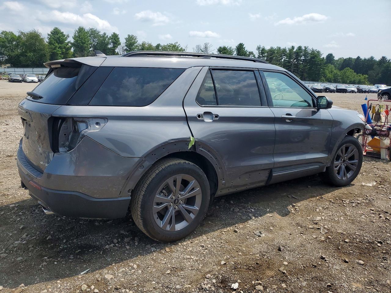 2021 Ford Explorer Xlt - Фото 3
