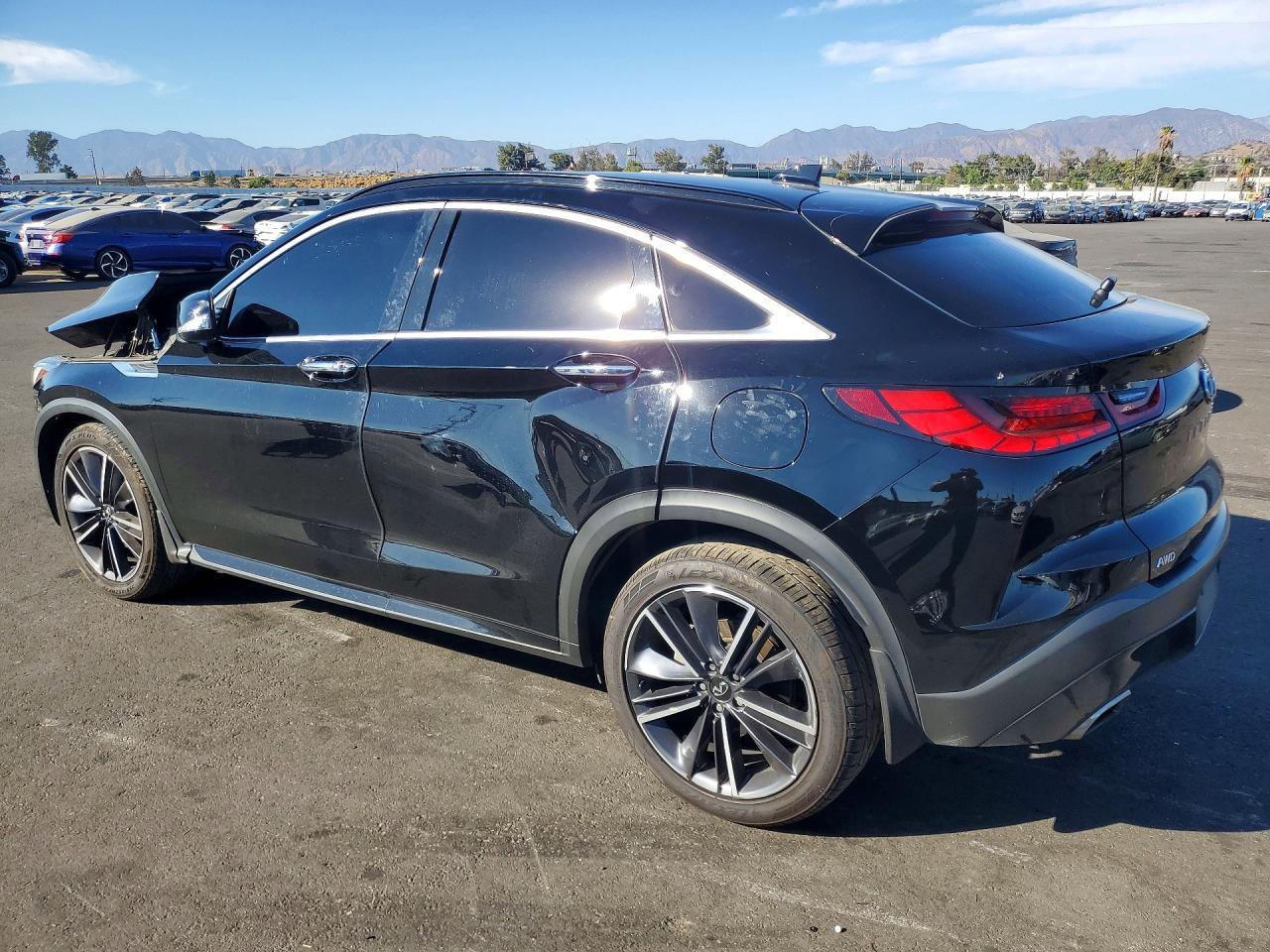 2023 Infiniti Qx55 Luxe - Image 2