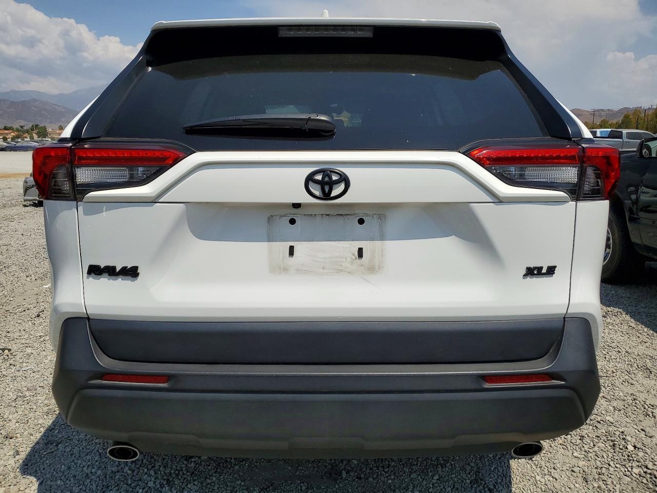 2025 Toyota Rav4 Xle - Фото 6