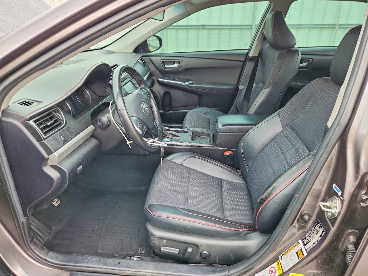 2015 Toyota Camry Se - Image 7