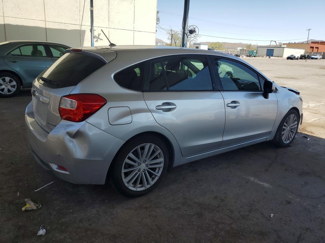 2013 Subaru Impreza Premium - Image 3