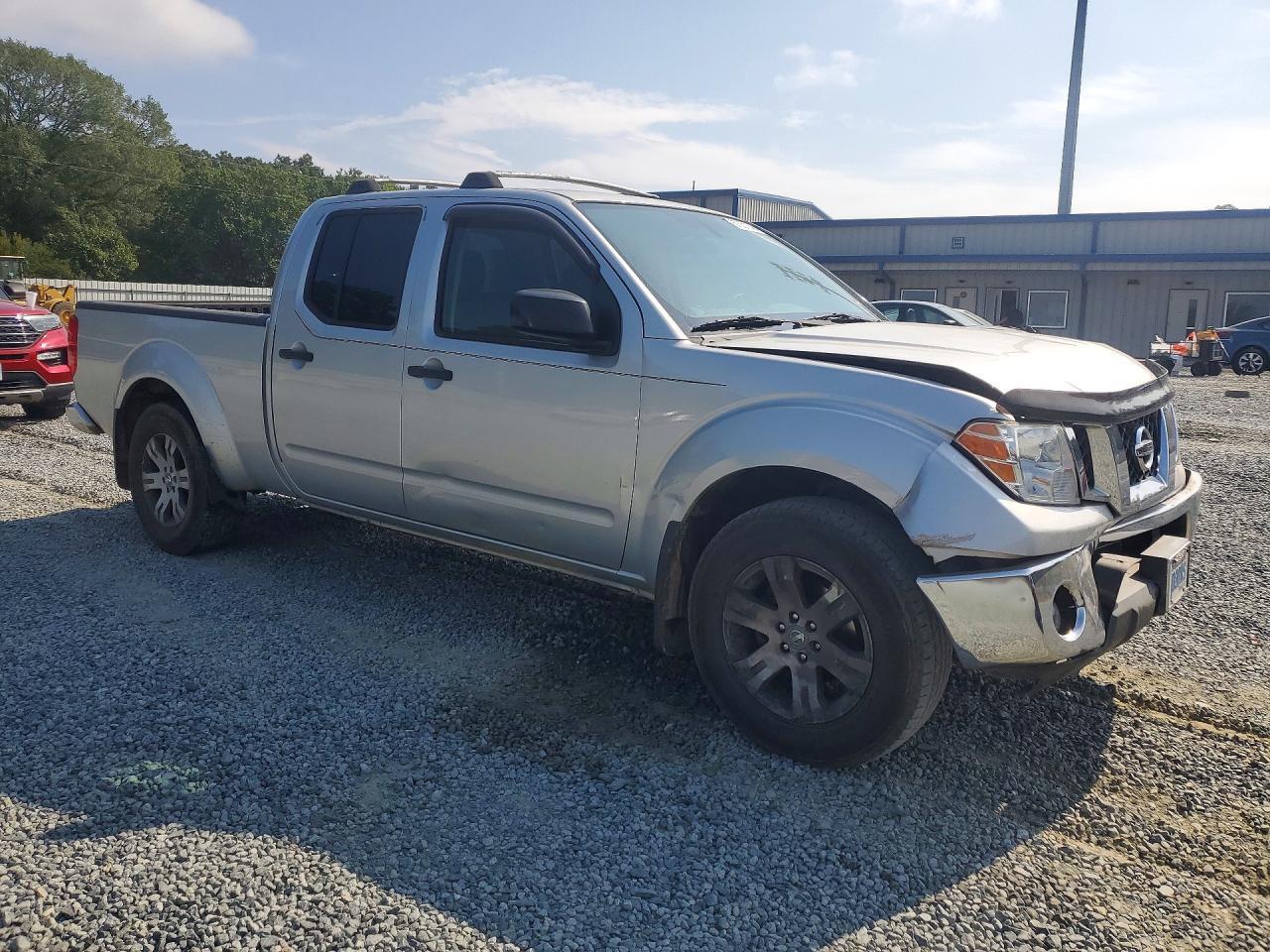 2010 Nissan Frontier Se V6 - Image 4