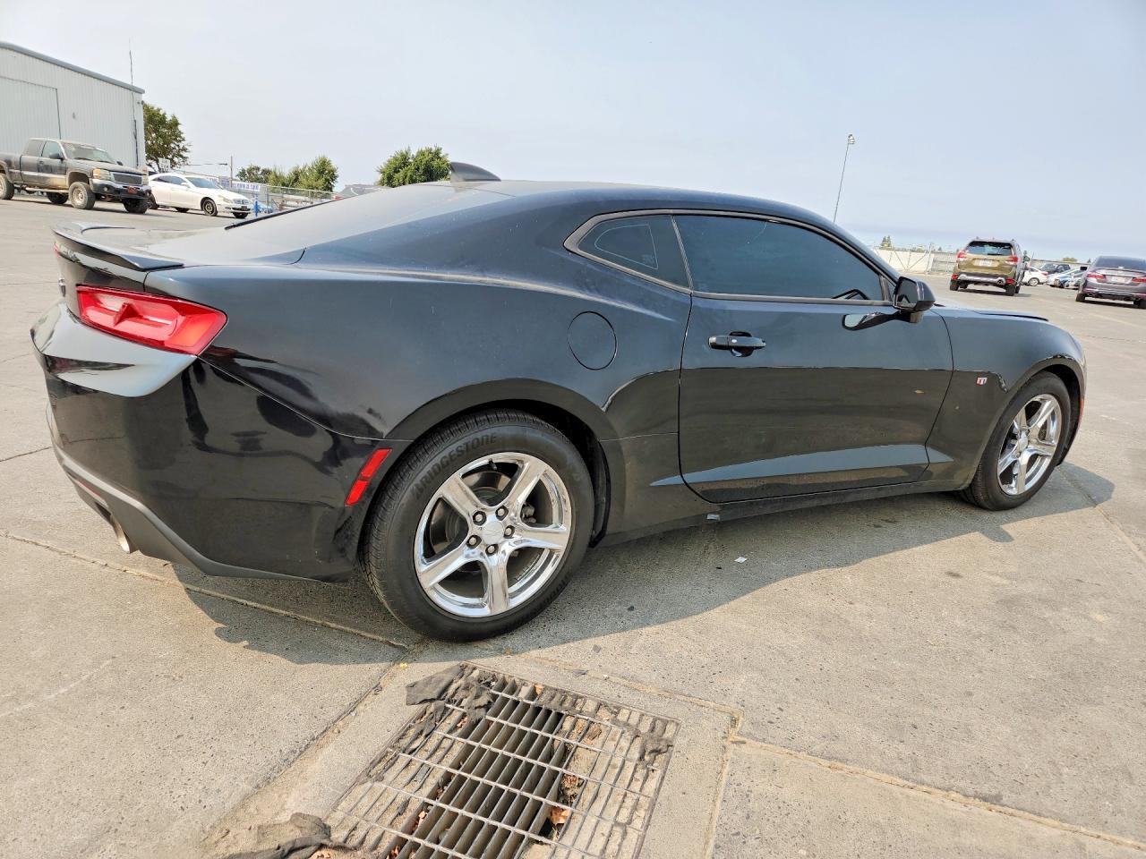 2016 Chevrolet Camaro Lt - Image 3