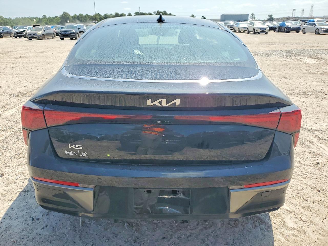 2025 Kia K5 Lxs - Image 6
