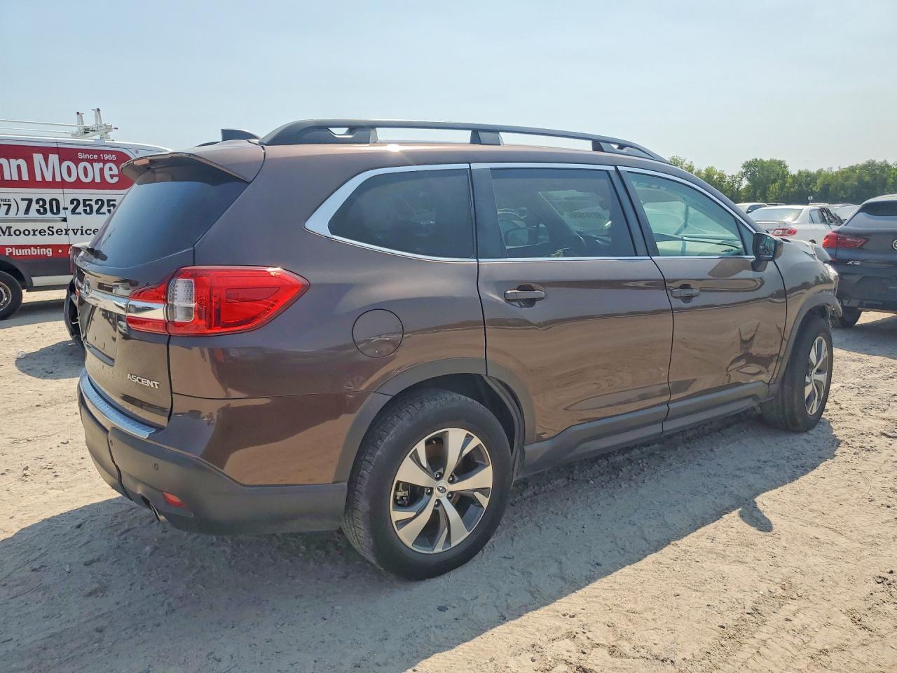 2020 Subaru Ascent Premium - Фото 3