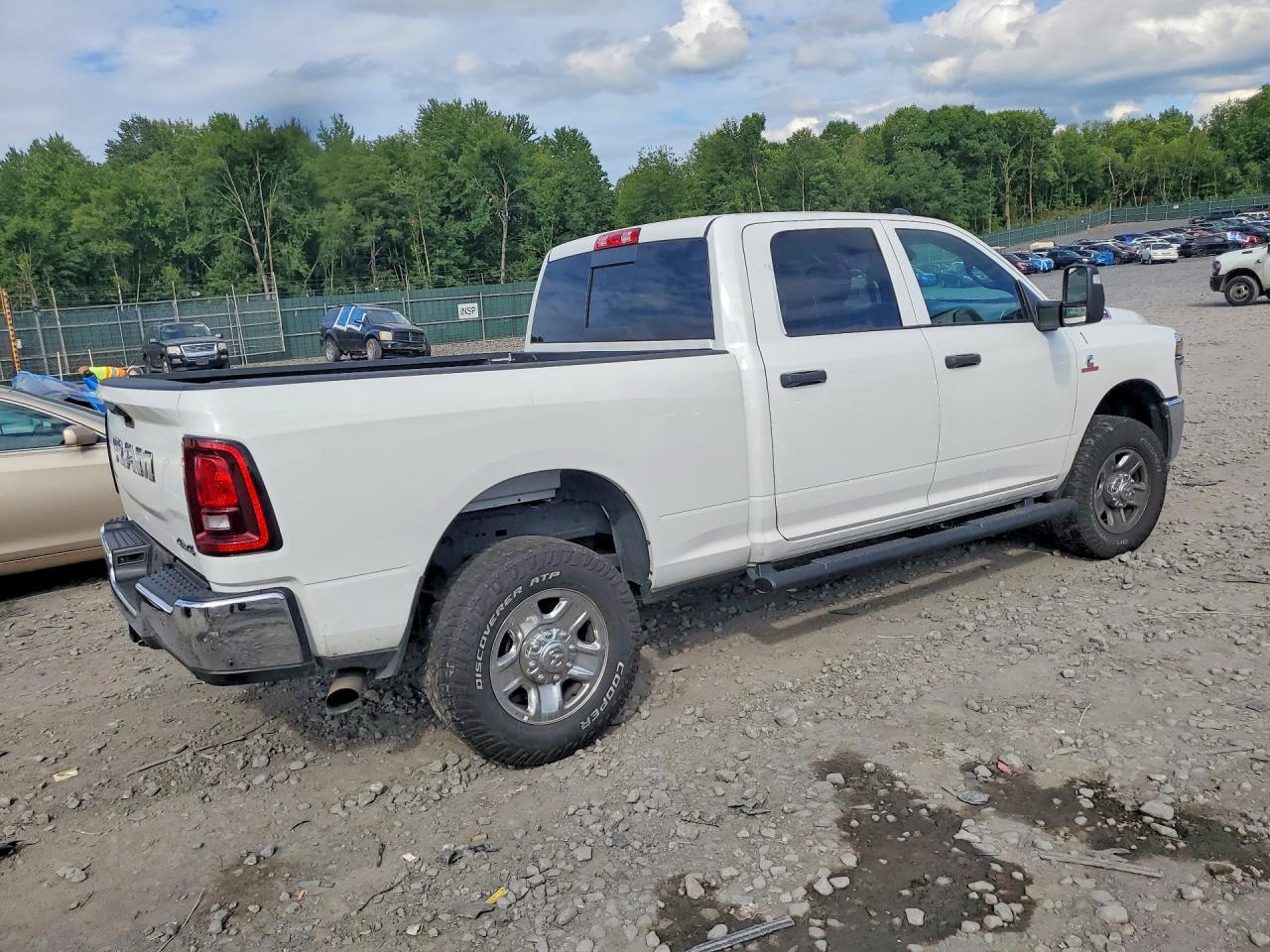2025 Ram 2500 Tradesman - Image 3