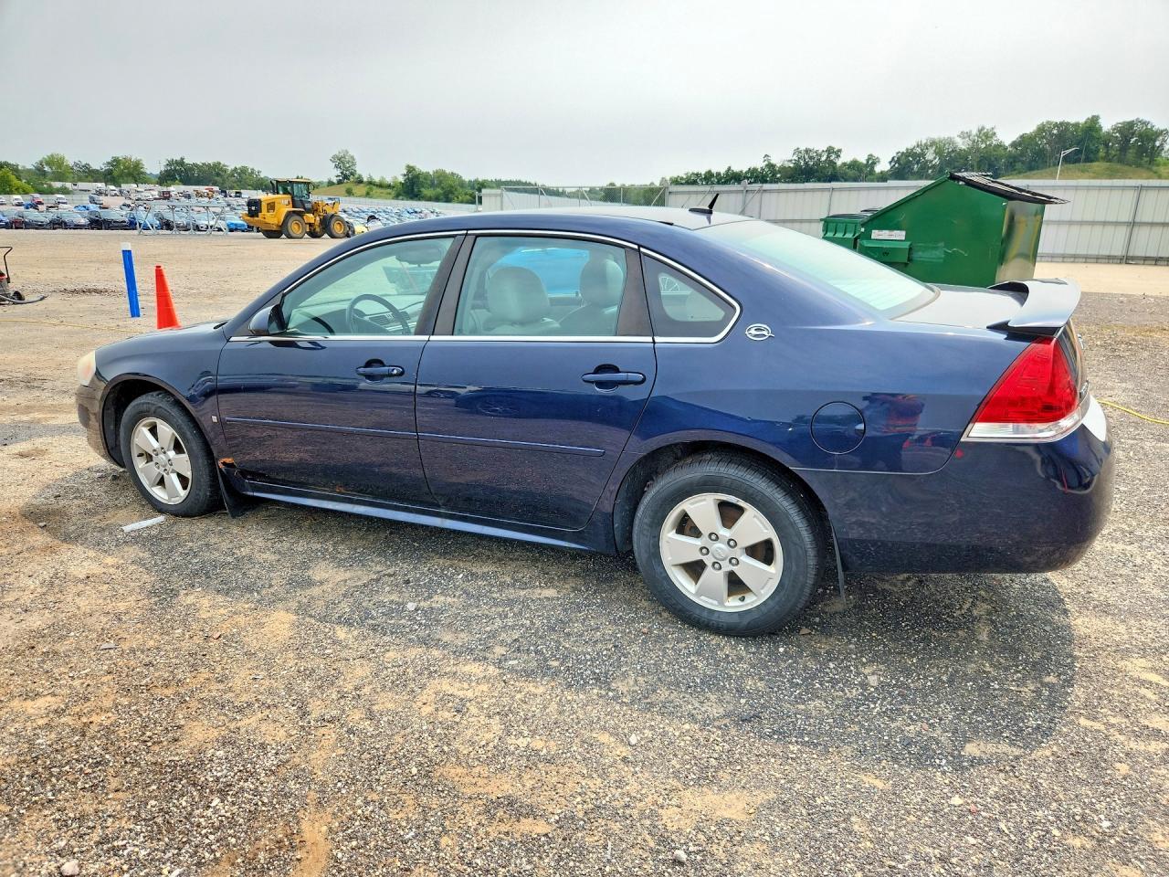 2009 Chevrolet Impala - Фото 2