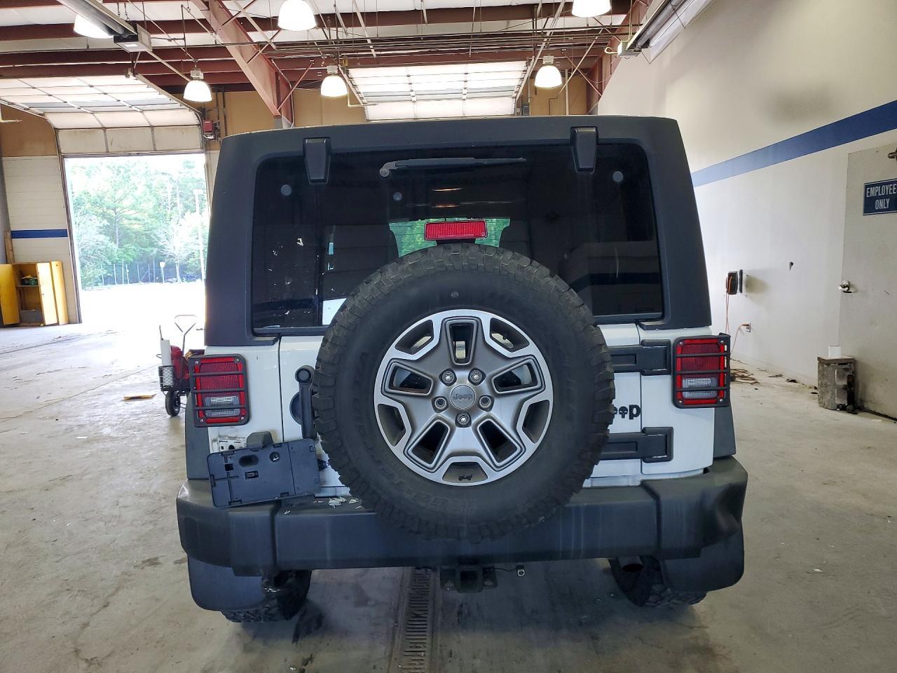 2014 Jeep Wrangler Unlimited Rubicon - Фото 6