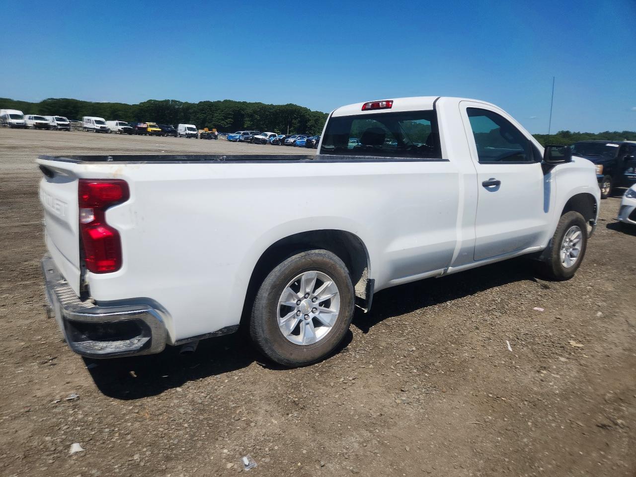 2023 Chevrolet Silverado C1500 - Image 3
